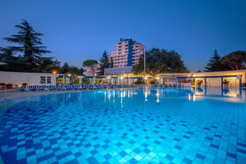 Valamar Diamant Residence Porec Exterior photo